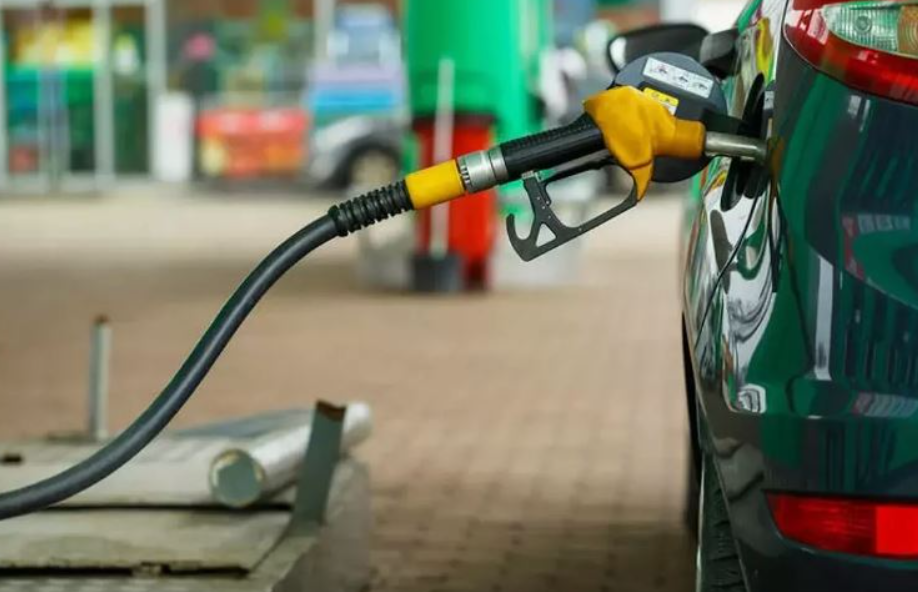 Akaryakıta İndirim Mi Geldi ? Güncel Akaryakıt Fiyatları 19 Nisan 2024