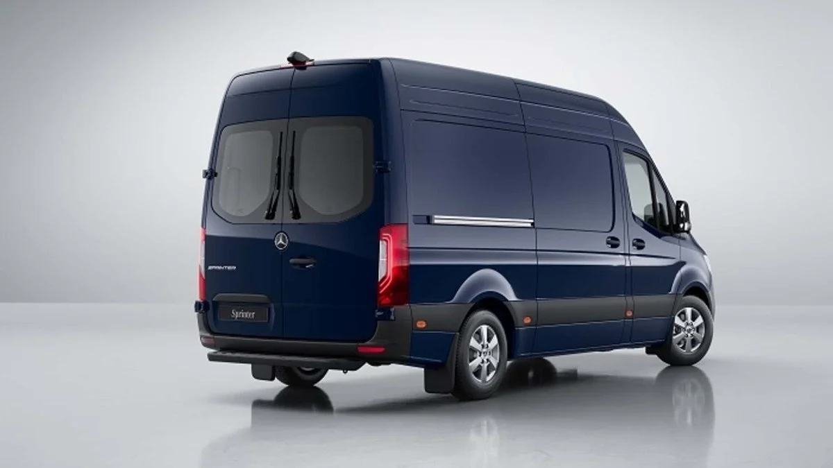 Yeni Mercedes-Benz Sprinter Türkiye'de Satışa Sunuldu: İşte Fiyatı ve Özellikleri