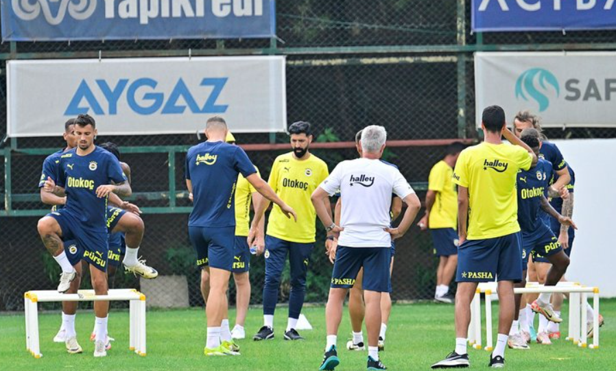 Fenerbahçe'den Bir Yıldız Oyuncuya Daha Servet!